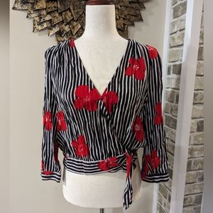 Madewell Wrap Top in Candied Orchids Size Large
